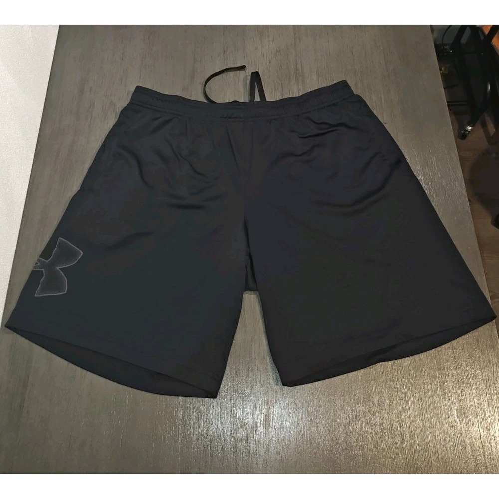 Under Armour Mens XL Loose Fit Athletic Black Training Shorts Big Logo